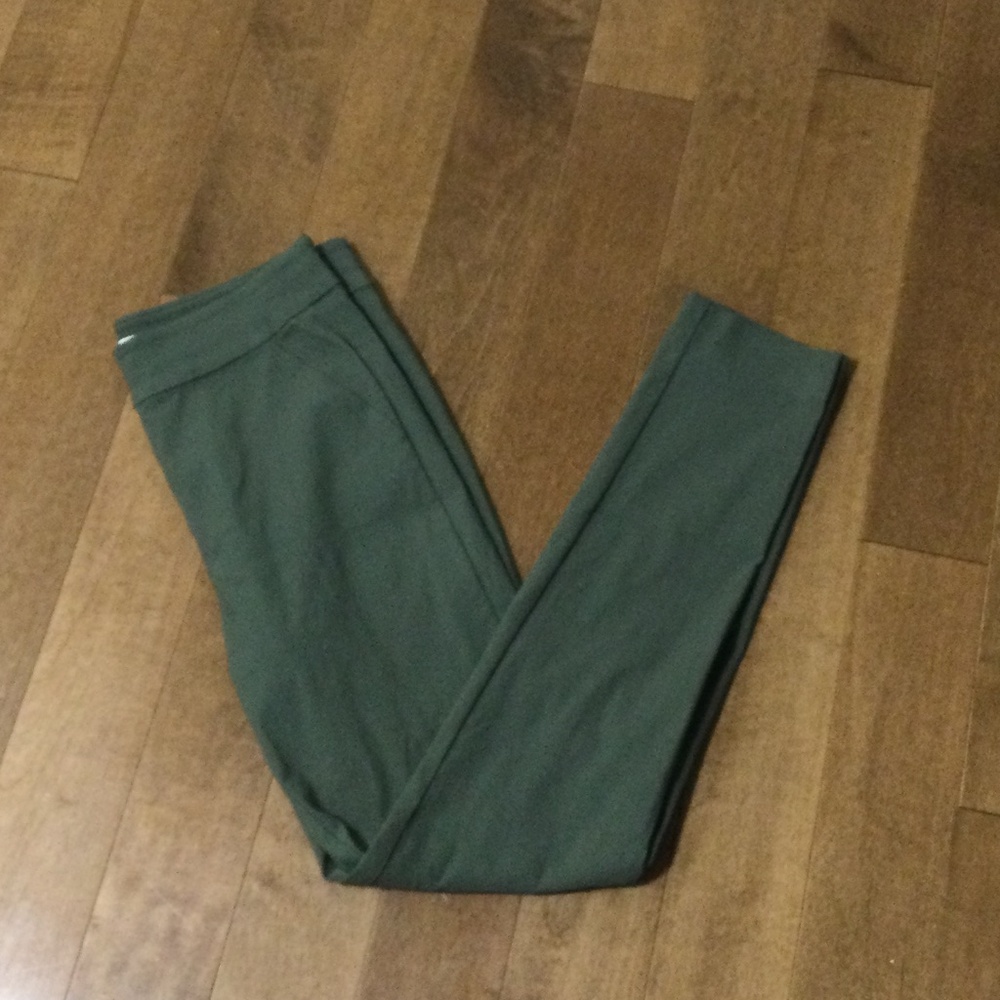 Womens cropped jeans